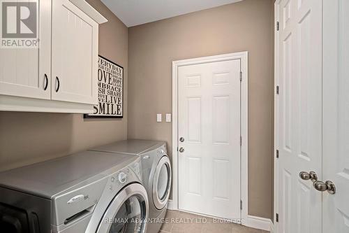 28 - 2615 Colonel Talbot Road, London South (South K), ON - Indoor Photo Showing Laundry Room