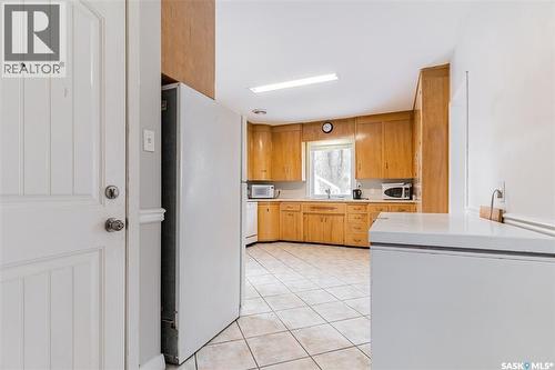 1402 14Th Street E, Saskatoon, SK - Indoor Photo Showing Kitchen