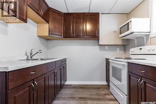 1402 14Th Street E, Saskatoon, SK - Indoor Photo Showing Kitchen