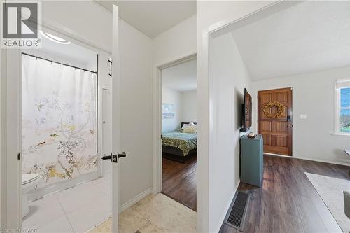 752 Ninth Avenue, Hamilton, ON - Indoor Photo Showing Other Room