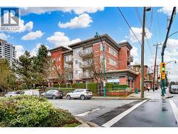 110 3240 ST JOHNS STREET  Port Moody, BC V3H 0C1