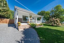 325 CHAMBERLAIN STREET Pembroke, ON K8A 2M7