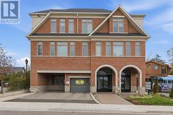 203 - 215 BROADWAY STREET  Mississauga, ON L5M 1J1