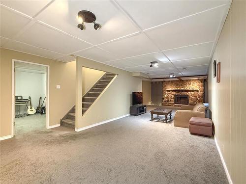 28 Magnacca Crescent, Brandon, MB - Indoor