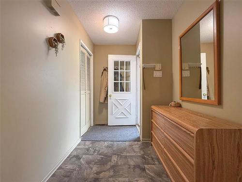 28 Magnacca Crescent, Brandon, MB - Indoor Photo Showing Other Room