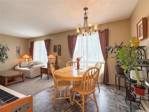 28 Magnacca Crescent, Brandon, MB - Indoor
