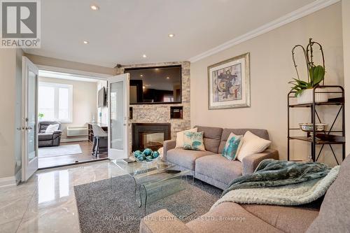 3409 Bertrand Road, Mississauga, ON - Indoor Photo Showing Living Room With Fireplace