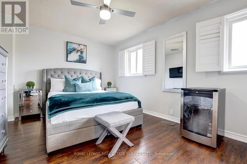 3409 Bertrand Road, Mississauga, ON - Indoor Photo Showing Bedroom