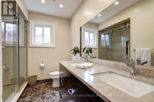 3409 Bertrand Road, Mississauga, ON - Indoor Photo Showing Bathroom