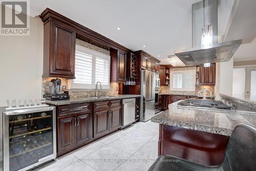 3409 Bertrand Road, Mississauga, ON - Indoor Photo Showing Kitchen
