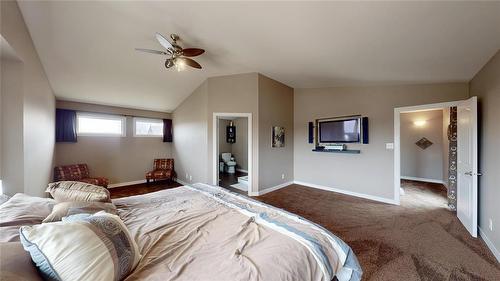 103 Robert Koop Road, Landmark, MB - Indoor Photo Showing Bedroom