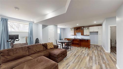 103 Robert Koop Road, Landmark, MB - Indoor Photo Showing Living Room