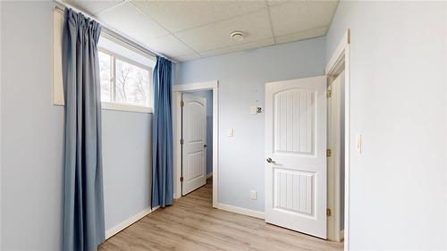 103 Robert Koop Road, Landmark, MB - Indoor Photo Showing Other Room