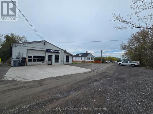 323 DUNDAS STREET E  Quinte West (Trenton Ward), ON K8V 5W5