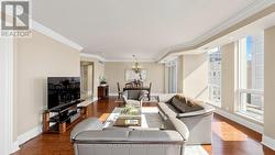 802 - 10 BELLAIR STREET Toronto, ON M5R 3T8