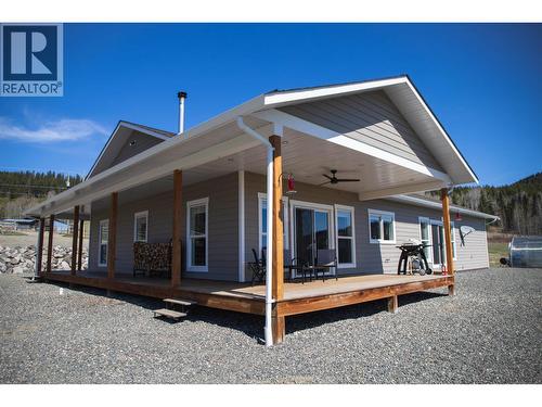 7155 Grossett Road, Lone Butte, BC - Outdoor