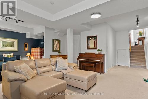 243 Gladeview Private, Ottawa, ON 