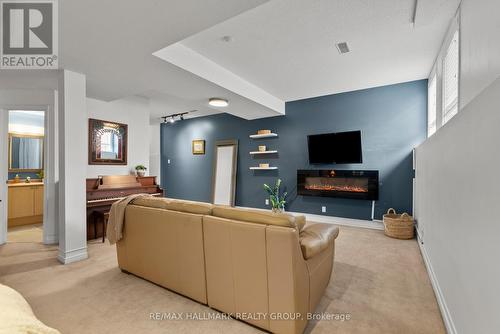 243 Gladeview Private, Ottawa, ON 