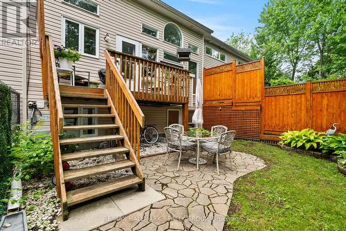 243 Gladeview Private, Ottawa, ON 