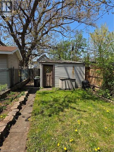 Expansive rear yard featuring green space and mature trees - 125 Cavell Avenue, Hamilton, ON - Outdoor
