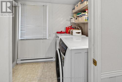 1 Pond Street, Westport, ON - Indoor Photo Showing Laundry Room