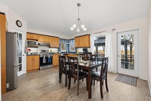 222 Carson Park Drive, Lorette, MB - Indoor