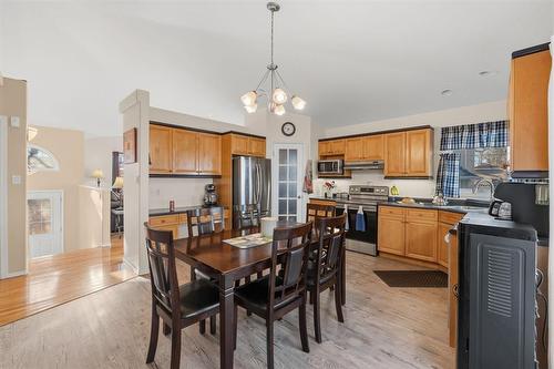 222 Carson Park Drive, Lorette, MB - Indoor