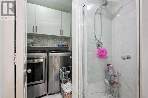 15 - 955 King Road, Burlington, ON - Indoor Photo Showing Bathroom