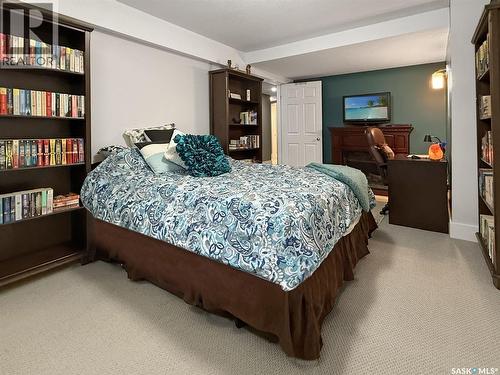 623 Highland Drive, Swift Current, SK - Indoor Photo Showing Bedroom