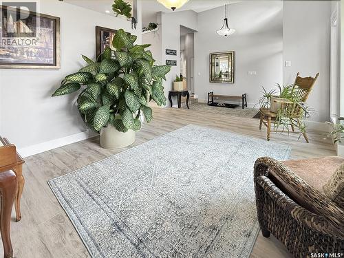 623 Highland Drive, Swift Current, SK - Indoor Photo Showing Other Room