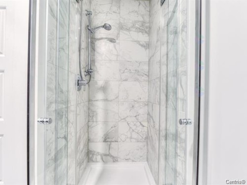 Bathroom - 802-1900 Rue Émile-Martineau, Laval (Laval-Des-Rapides), QC - Indoor Photo Showing Bathroom