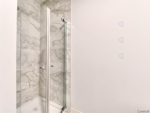 Bathroom - 802-1900 Rue Émile-Martineau, Laval (Laval-Des-Rapides), QC - Indoor Photo Showing Bathroom