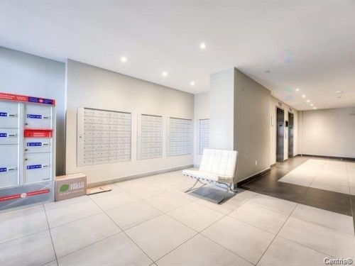 Mud Room - 802-1900 Rue Émile-Martineau, Laval (Laval-Des-Rapides), QC - Indoor Photo Showing Other Room