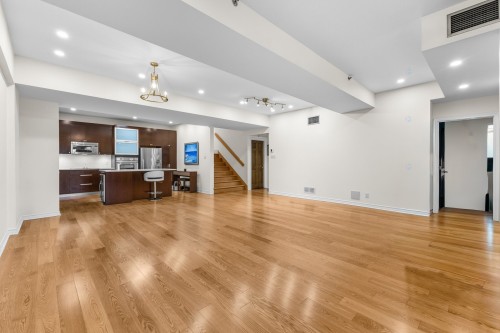 Salon - 41-1275 Av. Van Horne, Montréal (Outremont), QC - Indoor