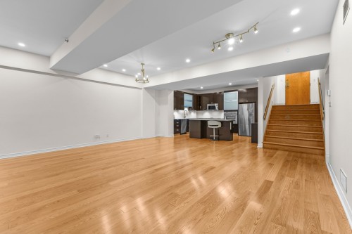 Salon - 41-1275 Av. Van Horne, Montréal (Outremont), QC - Indoor Photo Showing Other Room