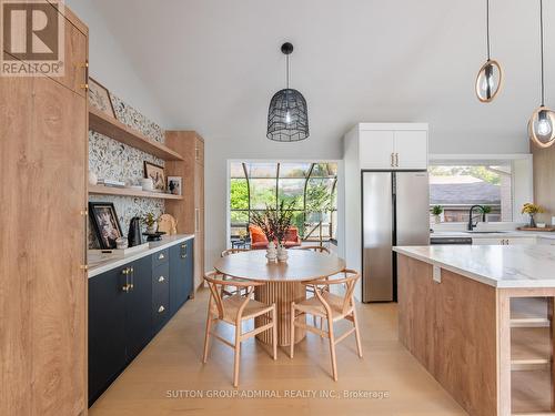393 Paliser Crescent S, Richmond Hill, ON - Indoor