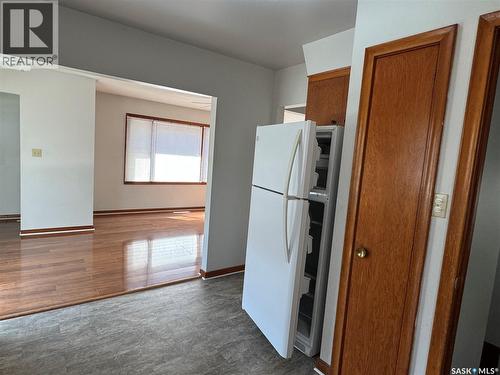 505 3Rd Avenue E, Assiniboia, SK - Indoor