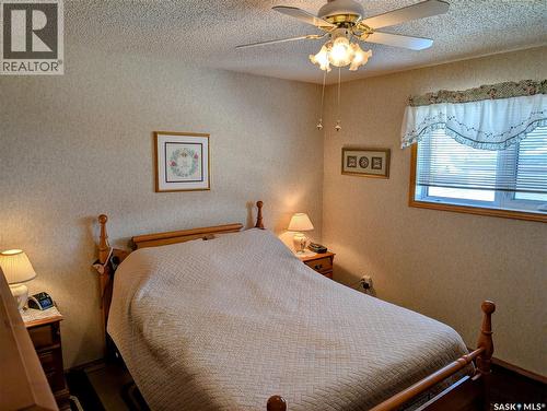 806 Graham Road, Regina, SK - Indoor Photo Showing Bedroom
