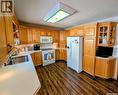 806 Graham Road, Regina, SK  - Indoor Photo Showing Kitchen With Double Sink 