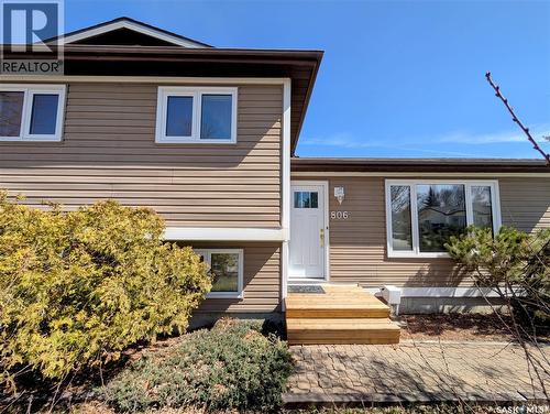 806 Graham Road, Regina, SK - Outdoor