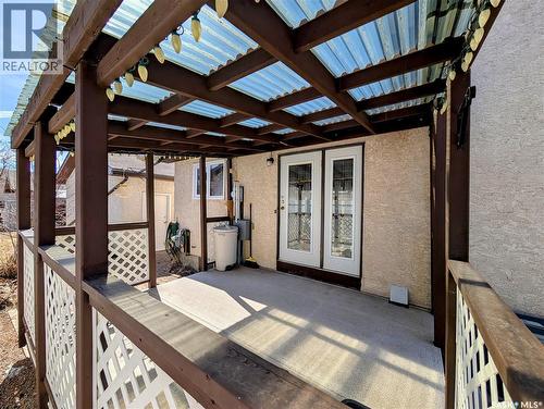 806 Graham Road, Regina, SK - Outdoor