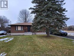34 STANLEY AVENUE  Kitchener, ON N2K 1C5
