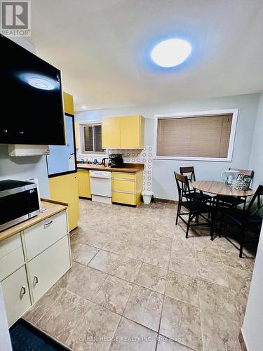 34 Stanley Avenue, Kitchener, ON -  Photo Showing Kitchen