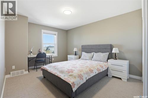 102 Thode Avenue, Saskatoon, SK - Indoor Photo Showing Bedroom