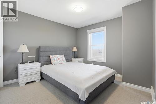 102 Thode Avenue, Saskatoon, SK - Indoor Photo Showing Bedroom