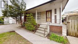 6197 KINGSTON ROAD Toronto, ON M1C 1L1