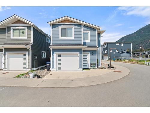 39 750 HOT SPRINGS ROAD|Harrison Hot Springs  Harrison Hot Springs, BC V0M 1K0