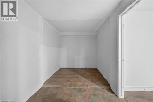 704 Stone Church Road E, Hamilton, ON - Indoor Photo Showing Other Room