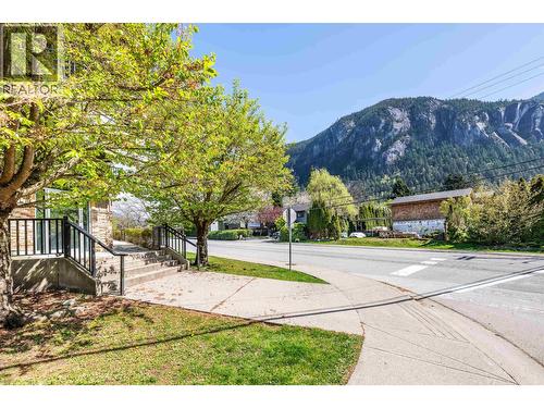 102&103 1909 Maple Drive, Squamish, BC 