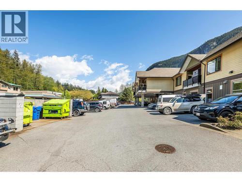 102&103 1909 Maple Drive, Squamish, BC 